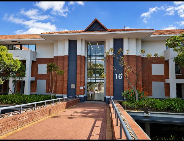 109M² OFFICE TO LET IN WOODMEAD